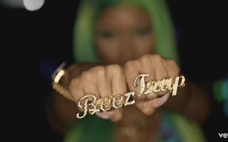 Nicki Minaj Beez in the Trap Songtext im Überblick